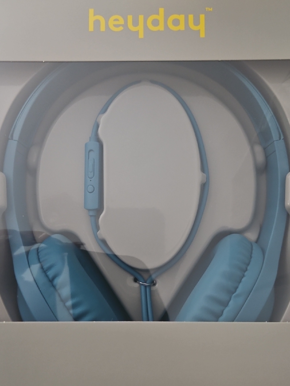 heyday Wired On-Ear Headphones in Light Blue - Picture 2 of 2